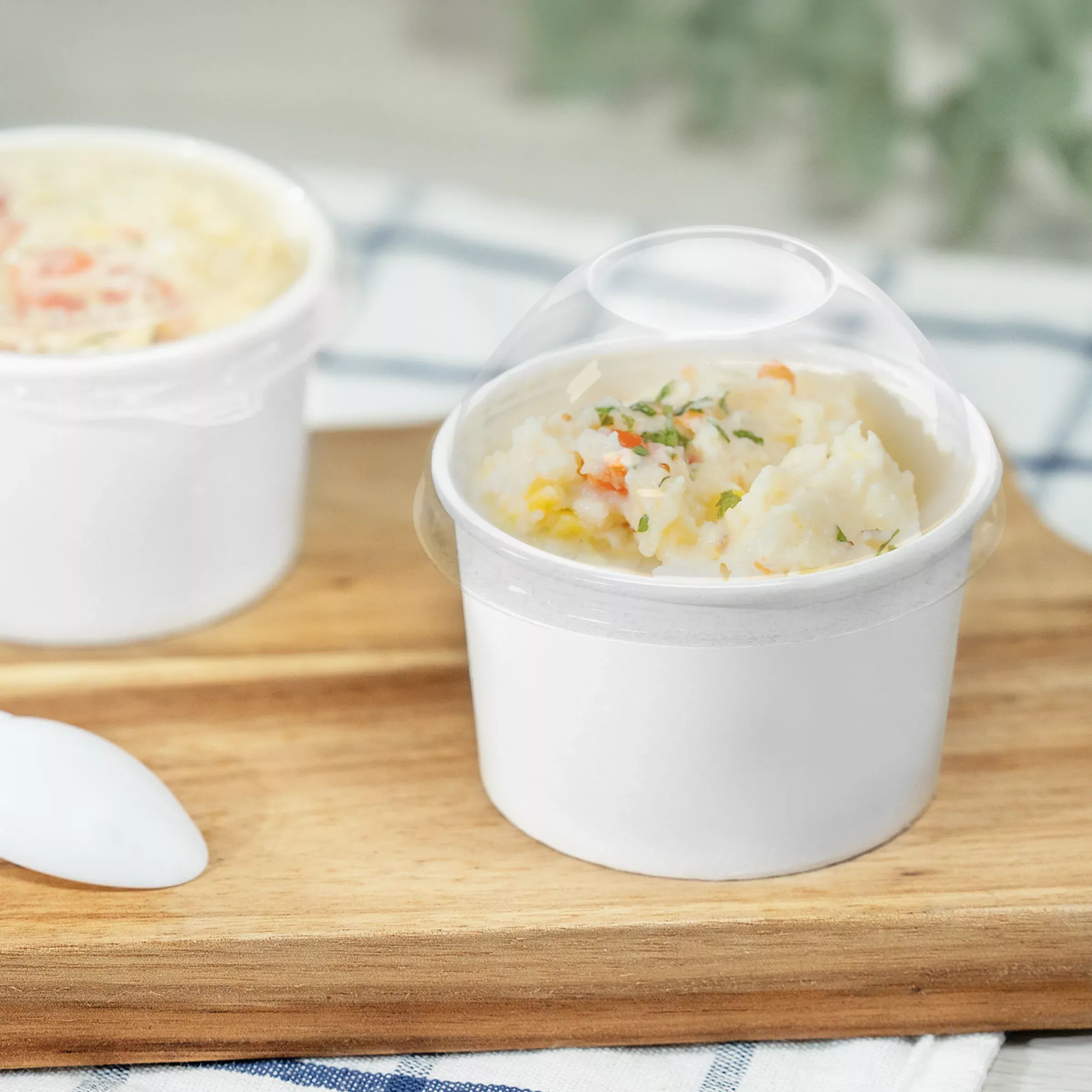 [1,000 ct] 4 oz Food Container Dome Lids