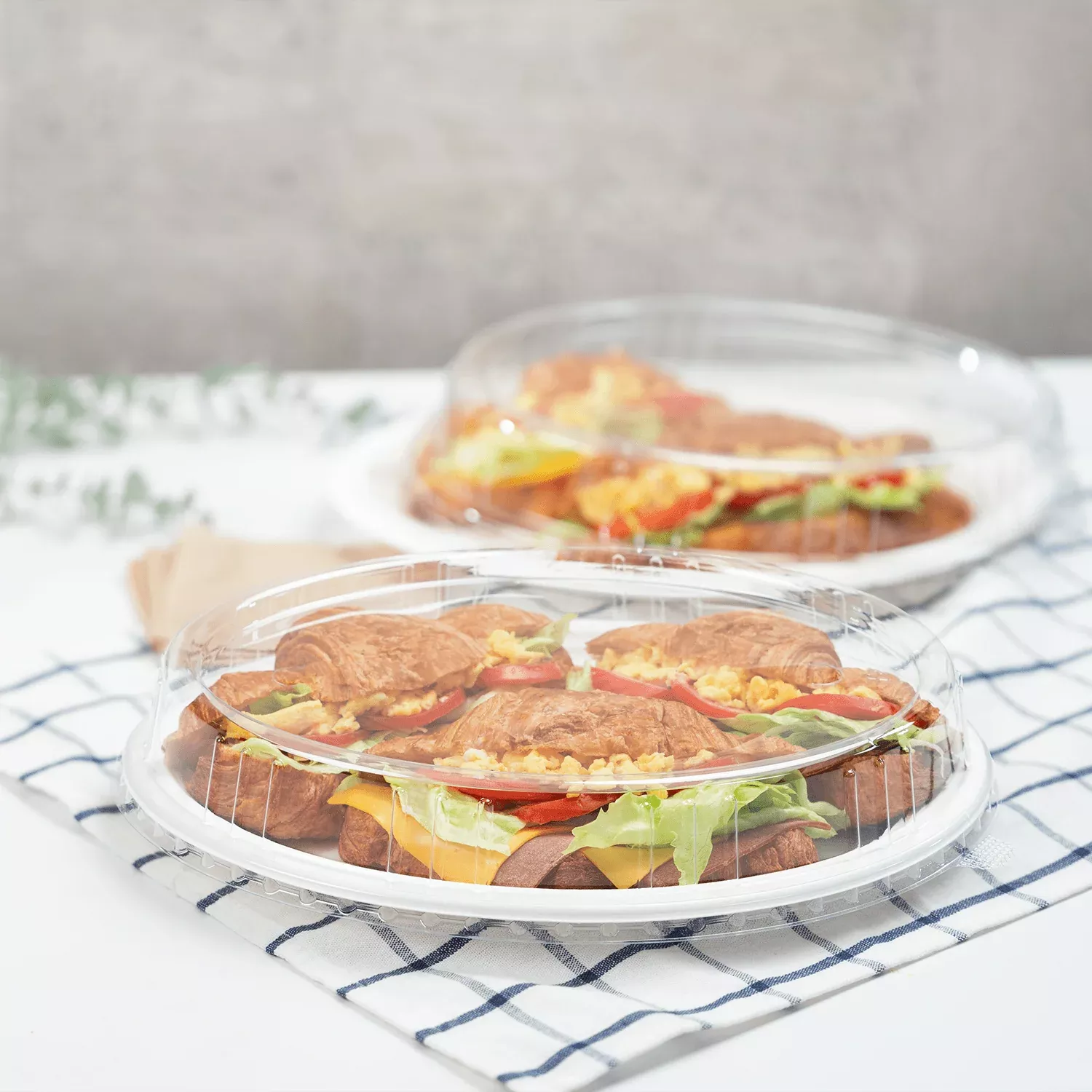 [200 ct] 12.5" x 10" Disposable Dome Lids for Oval Molded Fiber Plates