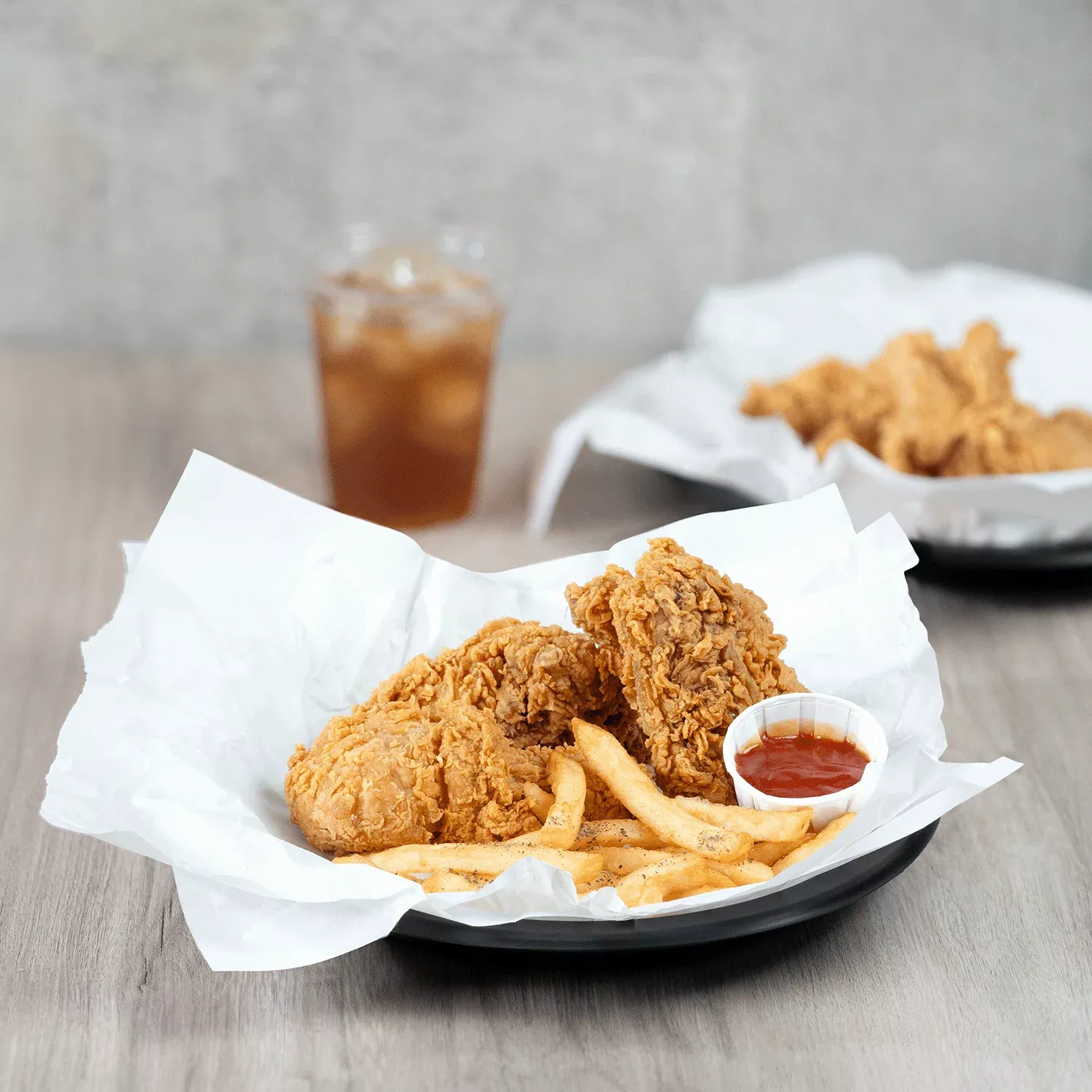 [3,000 sheets] 18" x 18" Grease Resistant Deli Wrap / Paper Liner Shee